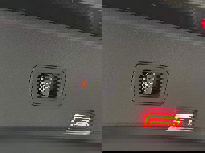 Image Mercedes-Benz GLC COUPÉ GLC 300 e Hybrid EQ 4MATIC Coupé AMG Line  GLC 300 e Hybrid EQ 4MATIC Coupé AMG Line