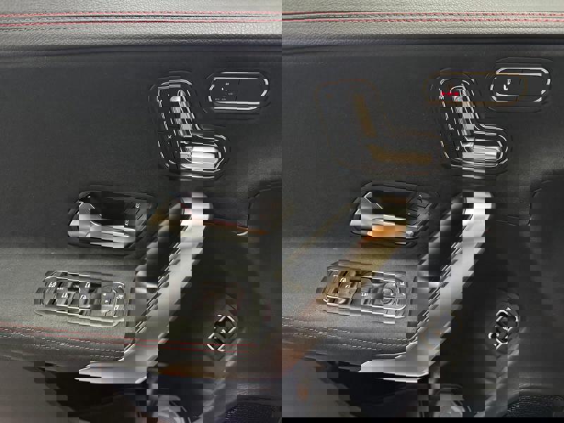 Image Mercedes-Benz CLA COUPÉ CLA 200 d Coupé AMG Line  CLA 200 d Coupé AMG Line