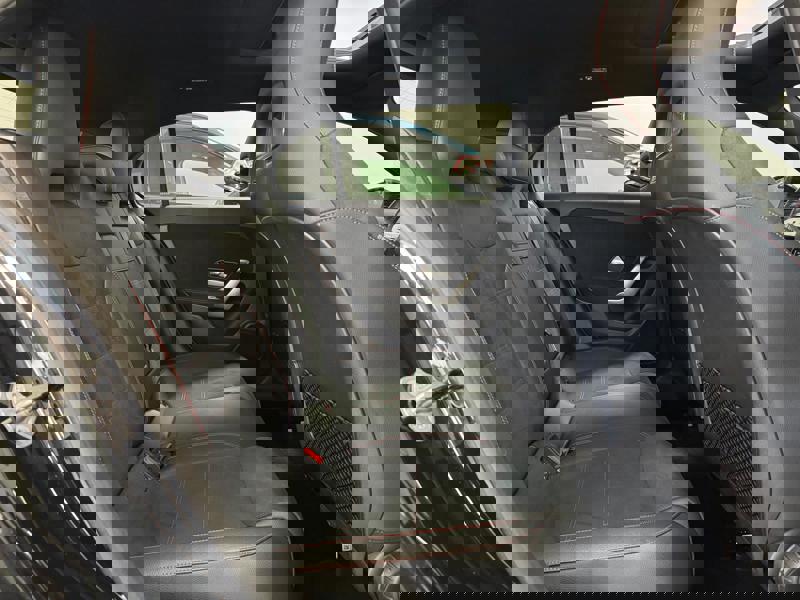 Image Mercedes-Benz CLASSE A 250 e AMG Line  Classe A 250 4MATIC AMG Line