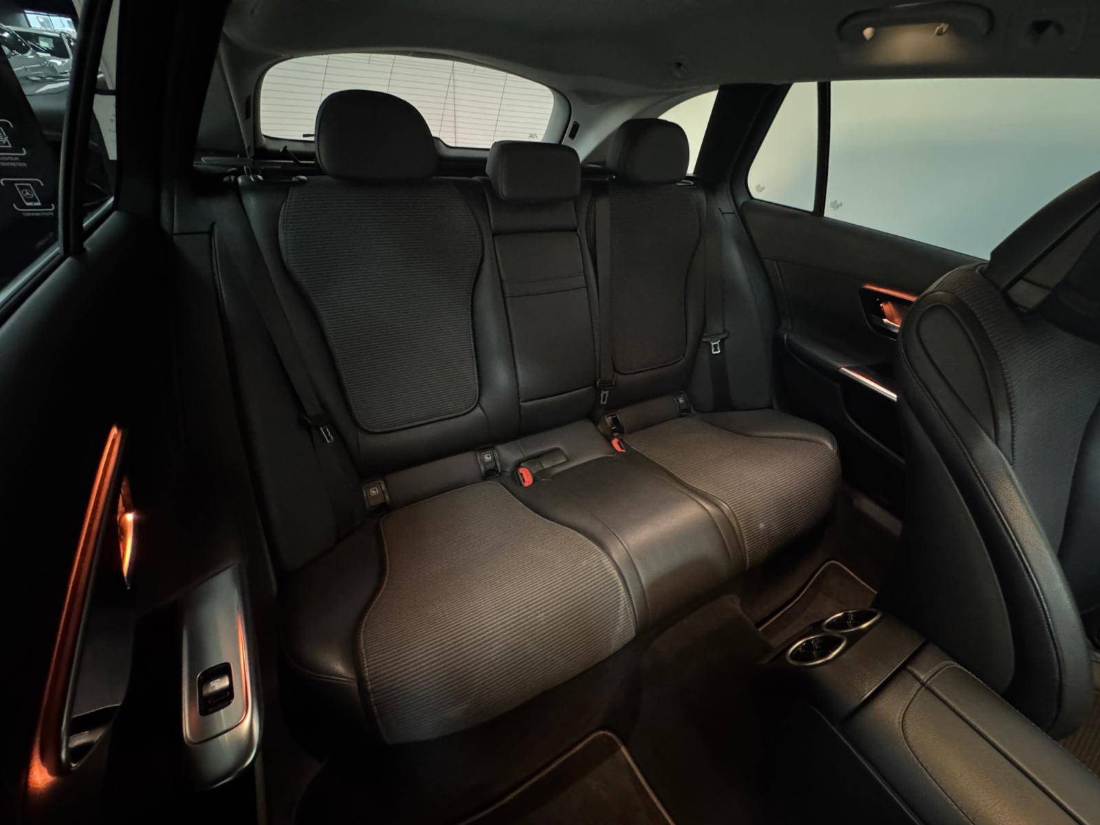 Image Mercedes-Benz CLASSE C BREAK Classe C 300 e Hybrid EQ Break Avantgarde Line  Classe C Break 300 e 9G-Tronic Avantgarde Line