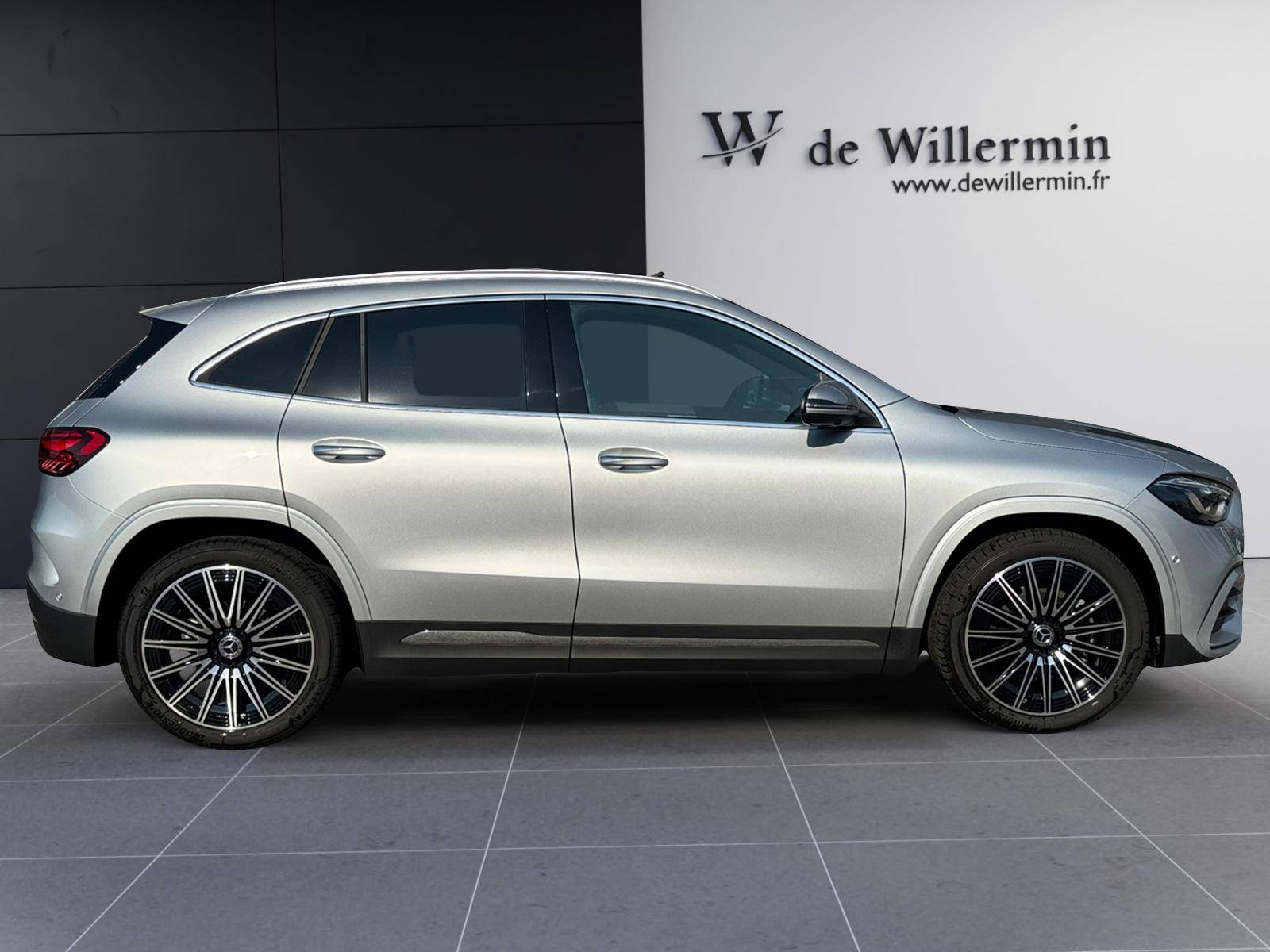 Image Mercedes-Benz GLA 200 d AMG Line  GLA 200 d AMG Line