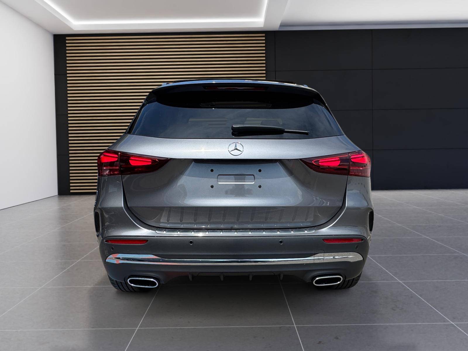 Image Mercedes-Benz GLA 200 d AMG Line  GLA 200 d AMG Line