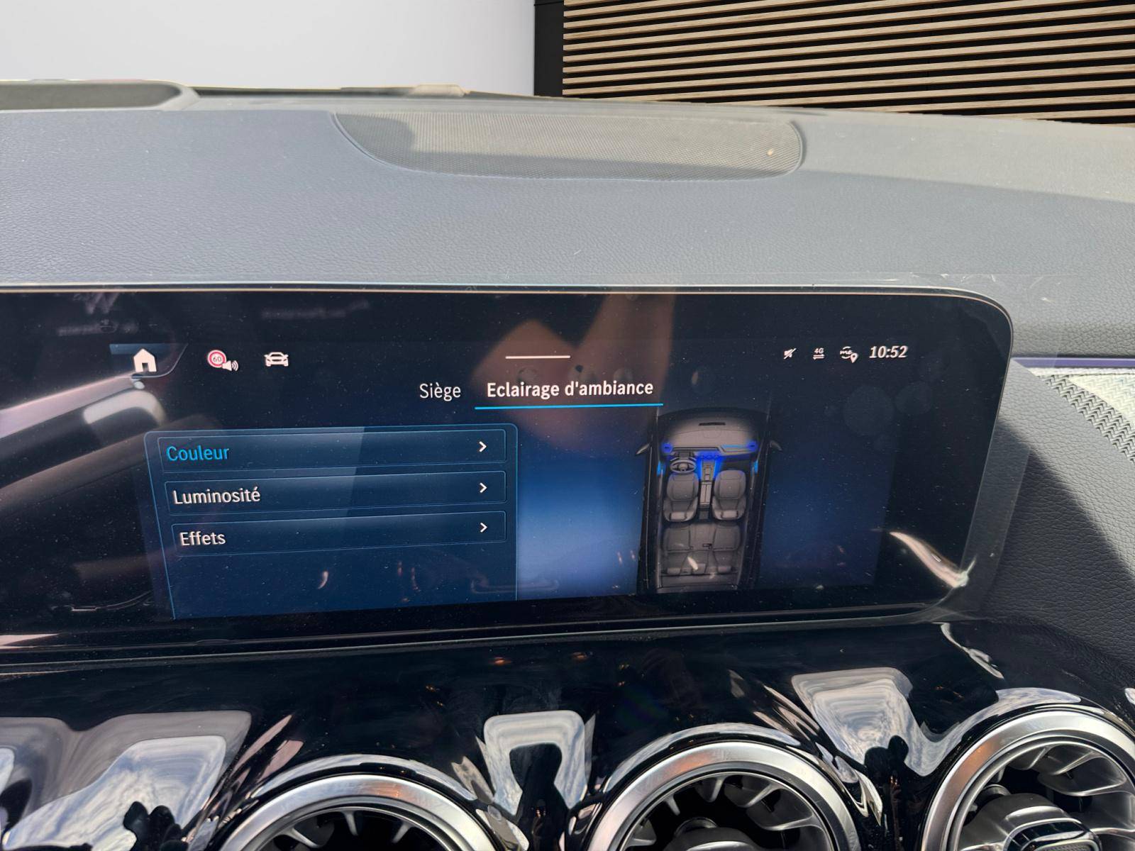 Image Mercedes-Benz GLA 200 d AMG Line  GLA 200 d AMG Line