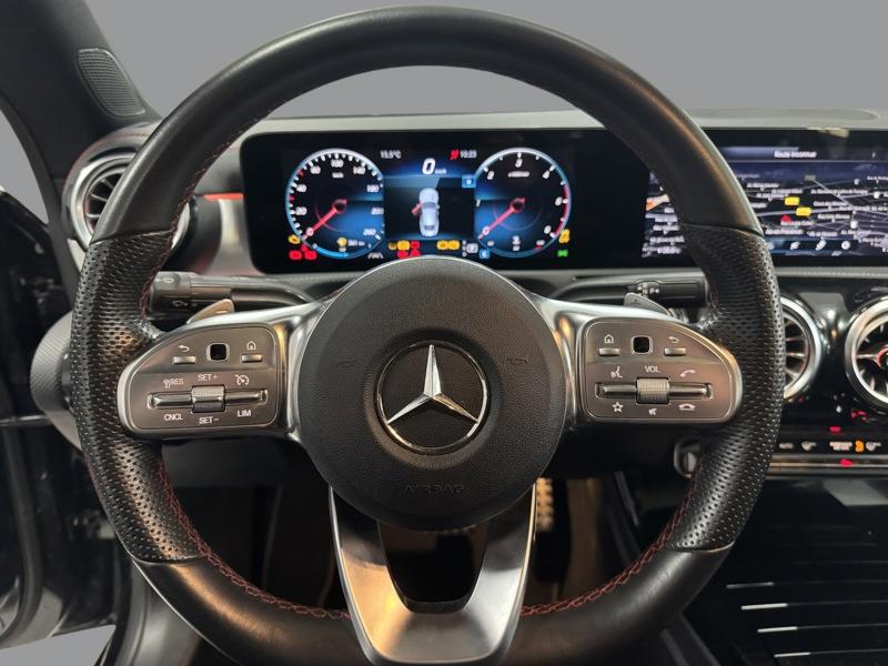 Image Mercedes-Benz CLA COUPÉ CLA 200 d Coupé AMG Line  
