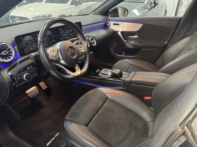 Image Mercedes-Benz CLA SHOOTING BRAKE CLA 200 d Shooting Brake AMG Line  