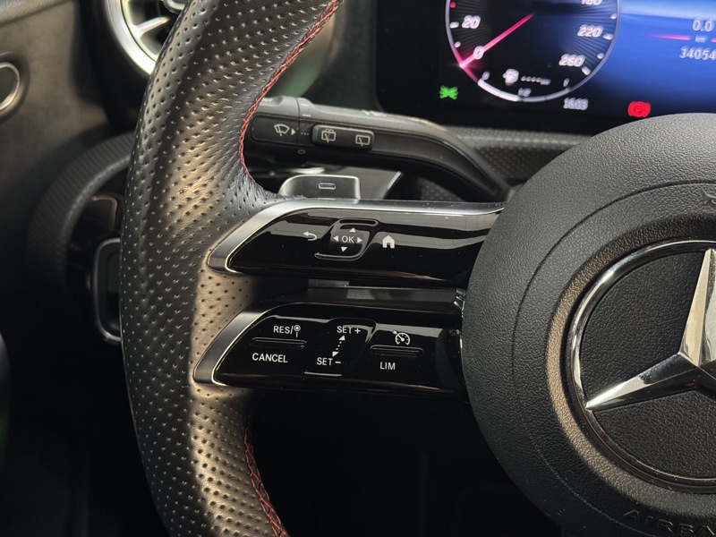 Image Mercedes-Benz CLASSE A 180 AMG Line  