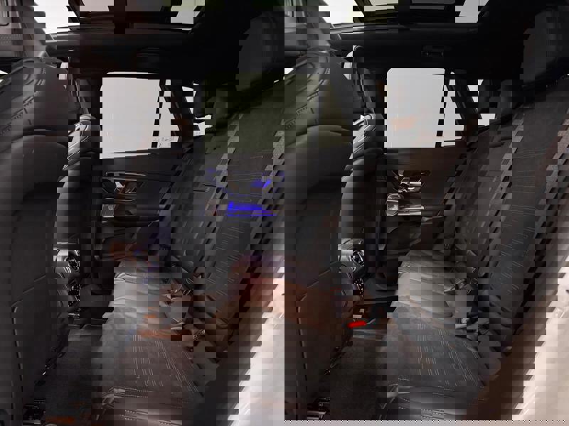 Image Mercedes-Benz GLC SUV GLC 220 d 4MATIC AMG Line  