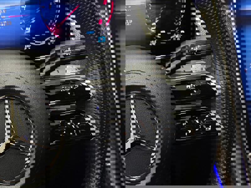 Image Mercedes-Benz GLC SUV GLC 220 d 4MATIC AMG Line  