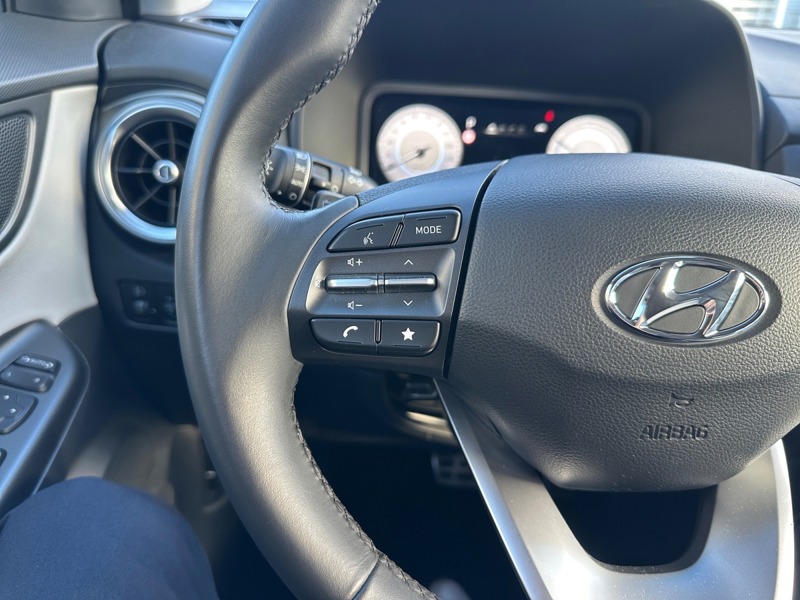 Image Hyundai KONA Executive Electrique 2WD   204 ch 