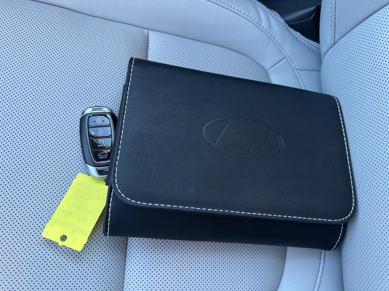 Image Hyundai KONA Executive Electrique 2WD   204 ch 