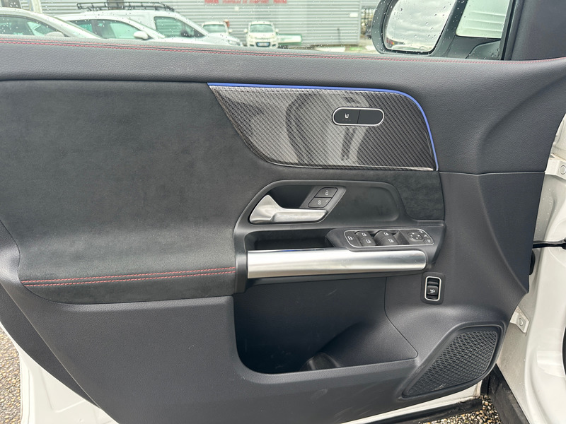 Image Mercedes-Benz GLA 200 d AMG Line  