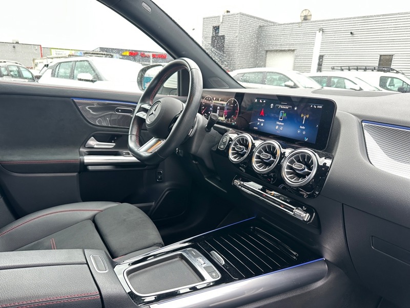 Image Mercedes-Benz GLA 200 d AMG Line  