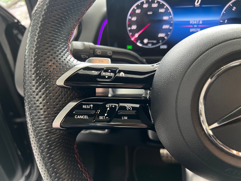 Image Mercedes-Benz GLB 200 d AMG Line  GLB 200 d 8G-DCT AMG Line