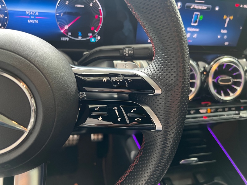 Image Mercedes-Benz GLB 200 d AMG Line  GLB 200 d 8G-DCT AMG Line