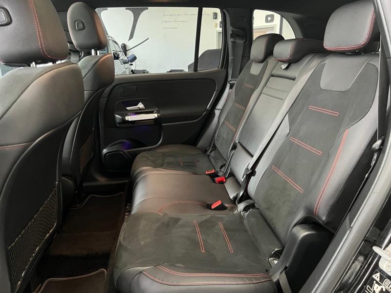 Image Mercedes-Benz GLB 200 d AMG Line  GLB 200 d 8G-DCT AMG Line