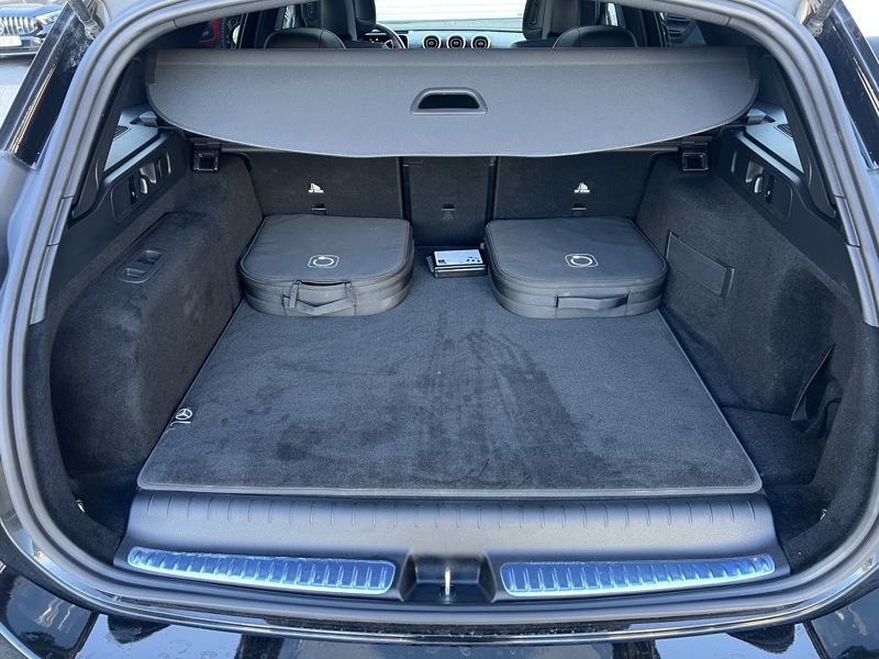 Image Mercedes-Benz CLASSE C BREAK Classe C 300 e Hybrid EQ Break AMG Line  Classe C 300 e Hybrid EQ Break AMG Line