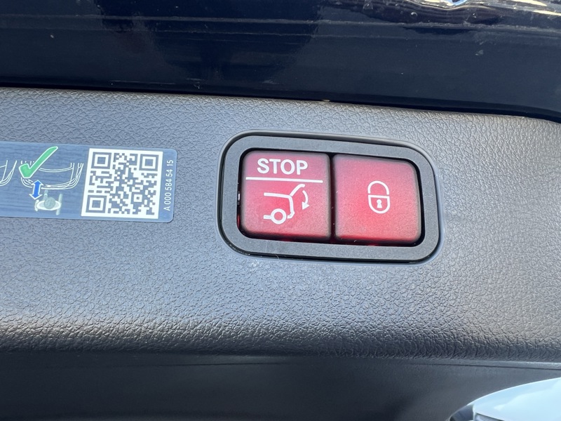 Image Mercedes-Benz CLASSE C BREAK Classe C 300 e Hybrid EQ Break AMG Line  Classe C 300 e Hybrid EQ Break AMG Line