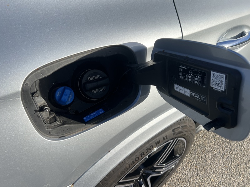 Image Mercedes-Benz GLC COUPÉ GLC 220 d 4MATIC Coupé AMG Line  GLC 220 d 4MATIC Coupé AMG Line