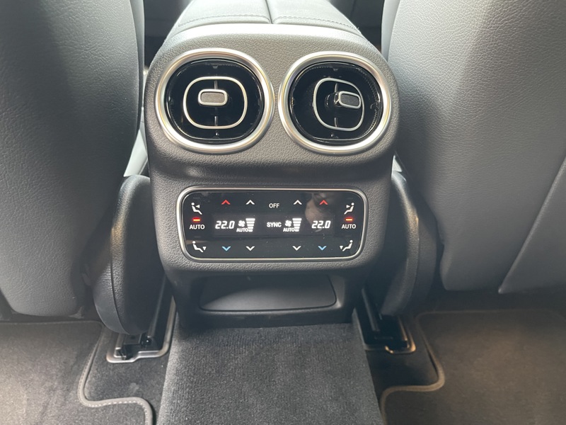 Image Mercedes-Benz GLC COUPÉ GLC 300 de Hybrid EQ 4MATIC Coupé AMG Line +  GLC 300 d e Hybrid EQ 4MATIC Coupé AMG Line +