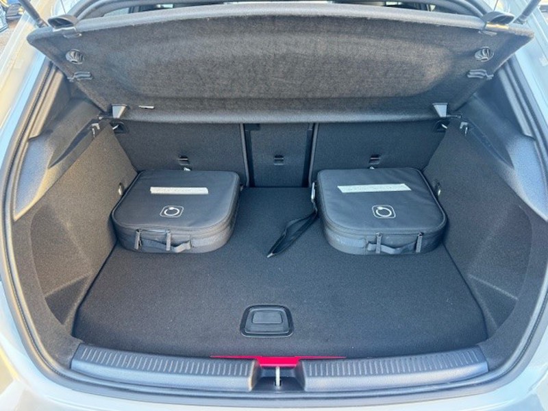 Image Mercedes-Benz CLASSE A 250 e Hybrid EQ AMG Exclusive Design  Classe A 250 e Hybrid EQ AMG Exclusive Design