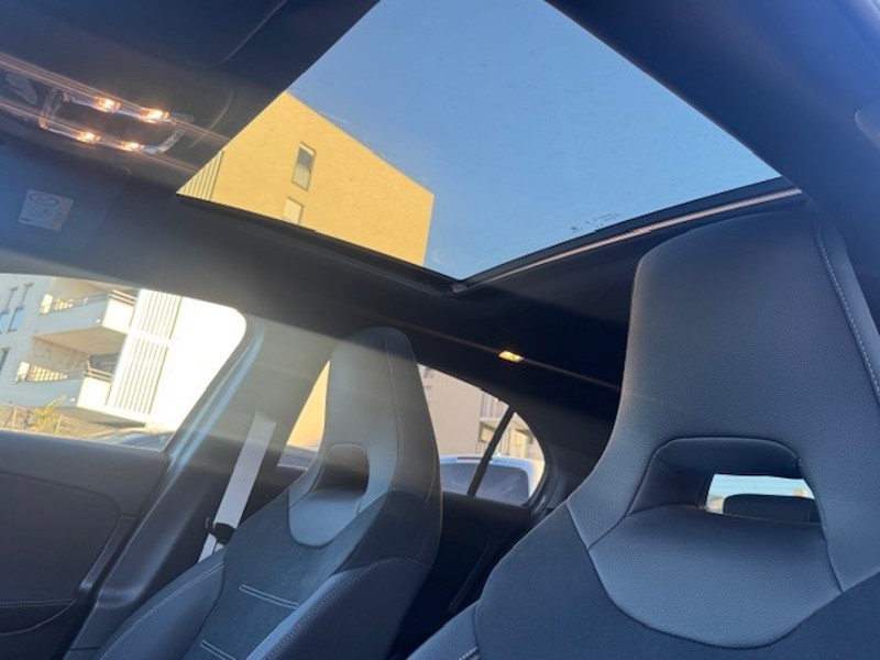 Image Mercedes-Benz CLASSE A 250 e Hybrid EQ AMG Exclusive Design  Classe A 250 e Hybrid EQ AMG Exclusive Design