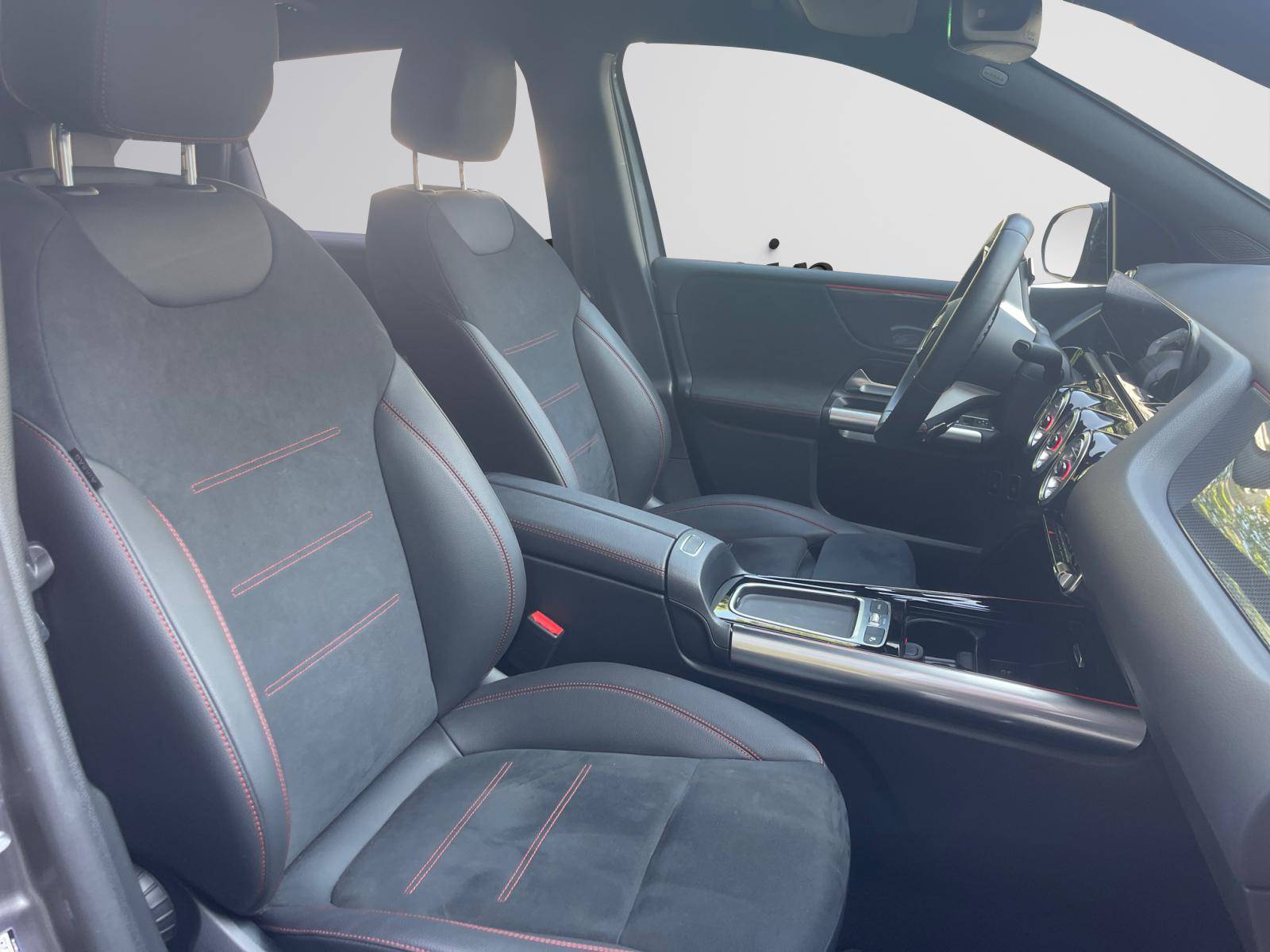 Image Mercedes-Benz CLASSE B 250 e AMG Line  Classe B 250 e Hybrid EQ AMG Line