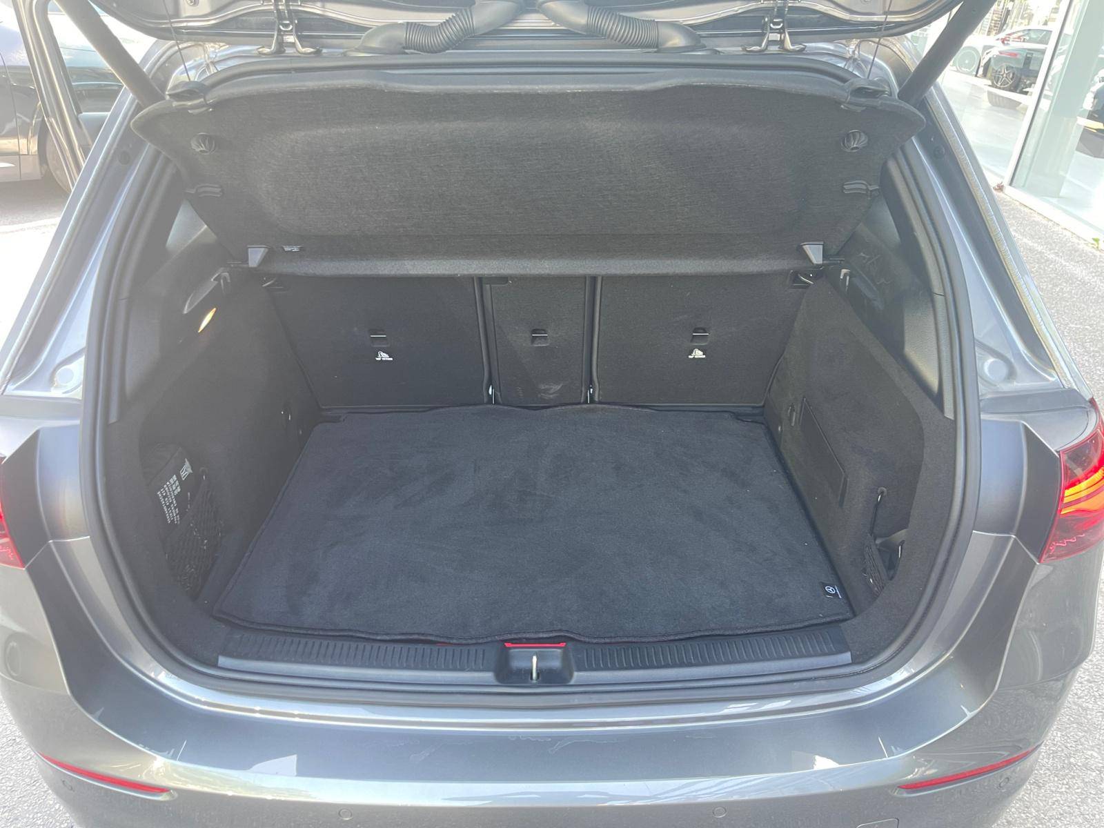 Image Mercedes-Benz CLASSE B 250 e AMG Line  Classe B 250 e Hybrid EQ AMG Line