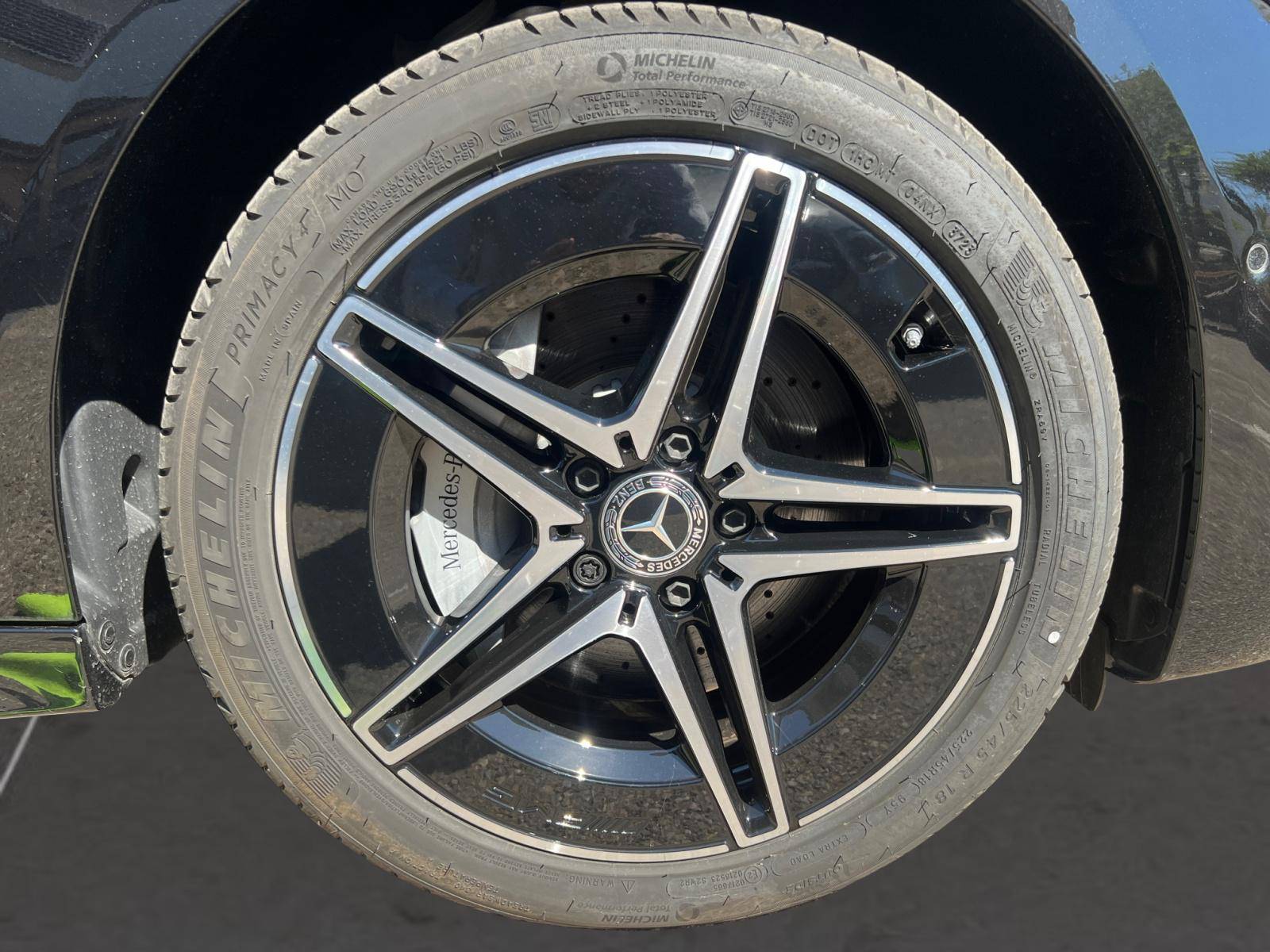 Image Mercedes-Benz CLASSE C BREAK Classe C 300 e Hybrid EQ Break AMG Line  Classe C 300 e Hybrid EQ Break AMG Line