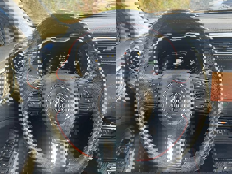 Image MG ZS Luxury  1.0 111 ch BVA6