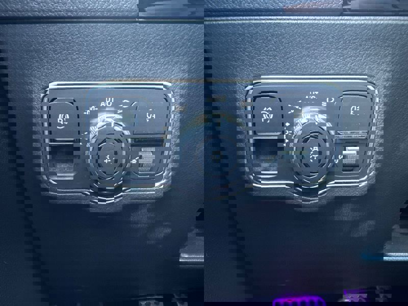 Image Mercedes-Benz GLA 200 d AMG Line  