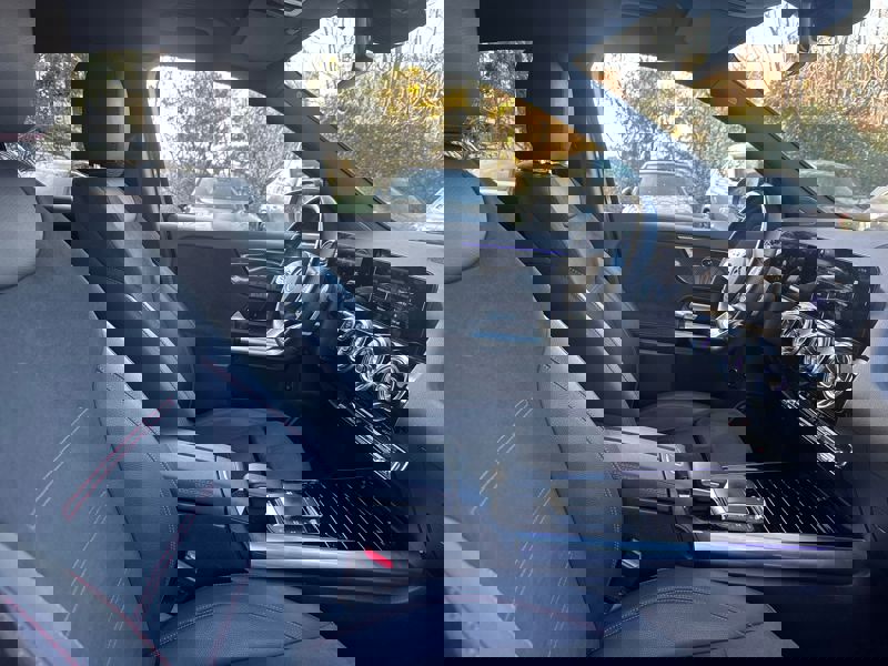 Image Mercedes-Benz GLA 200 d AMG Line  