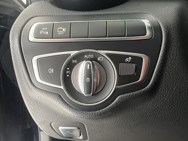 Image Mercedes-Benz CLASSE C BERLINE C 220 d Berline Sportline  