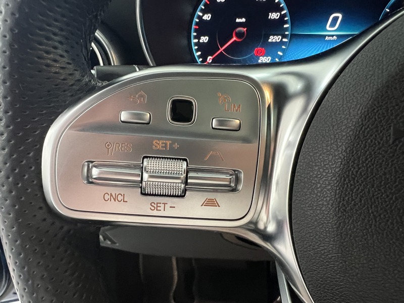 Image Mercedes-Benz GLC COUPÉ GLC 220 d 4MATIC Coupé AMG Line  