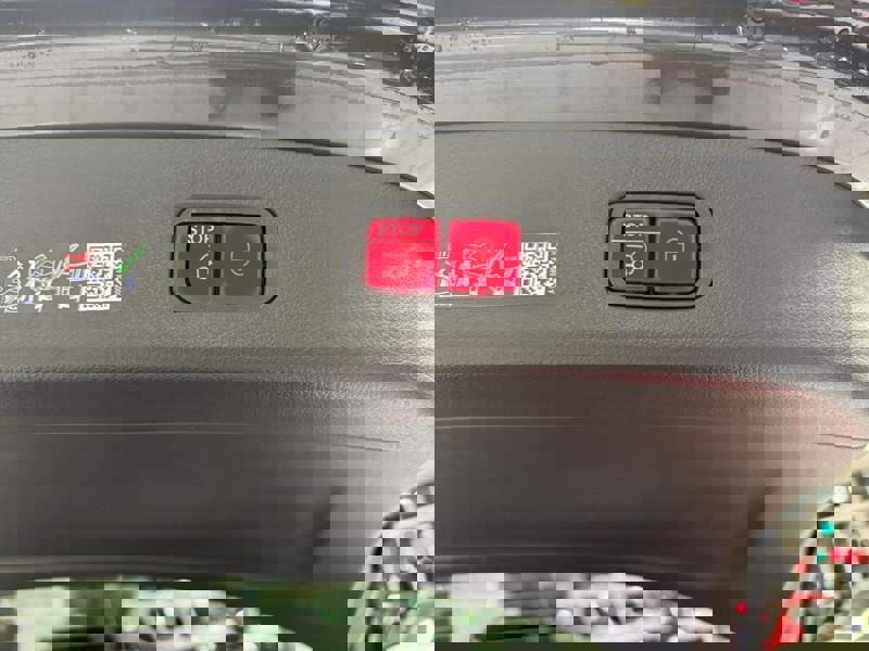 Image Mercedes-Benz GLC SUV GLC 220 d 4MATIC AMG Line  GLC 220 d 4MATIC AMG Line