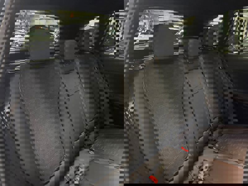 Image Mercedes-Benz GLC SUV GLC 220 d 4MATIC AMG Line  GLC 220 d 4MATIC AMG Line