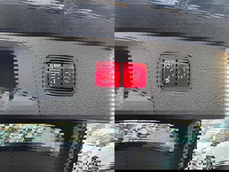 Image Mercedes-Benz GLC SUV GLC 300de 4MATIC SUV AMG Line  