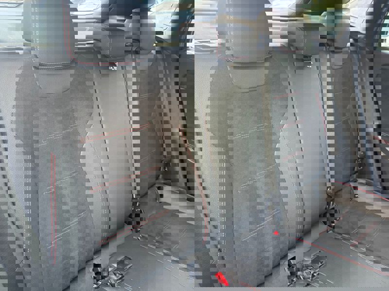 Image Mercedes-Benz GLA 200 d AMG Line  