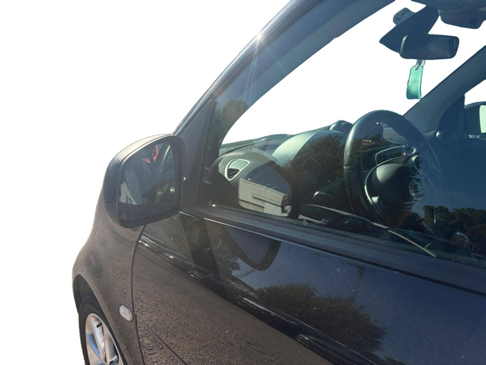 Image Smart FORTWO CABRIO Base 52 kW passion 1.0 71 ch 