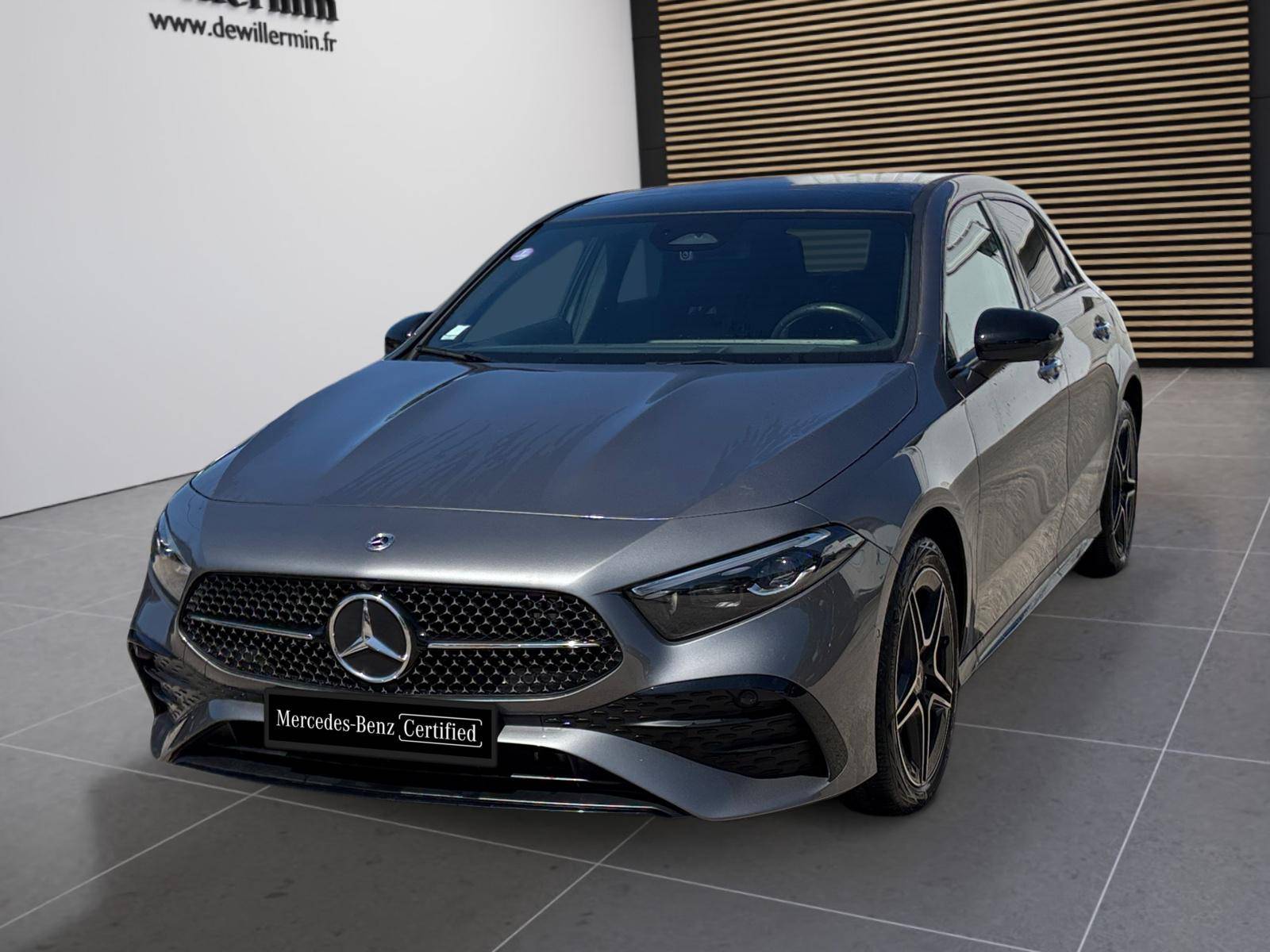 Photo Mercedes-Benz CLASSE A 250 e AMG Line  Classe A 250 e Hybrid EQ AMG Line