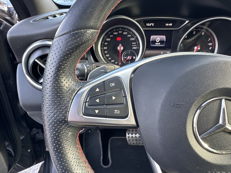 Image Mercedes-Benz GLA 180 Fascination  