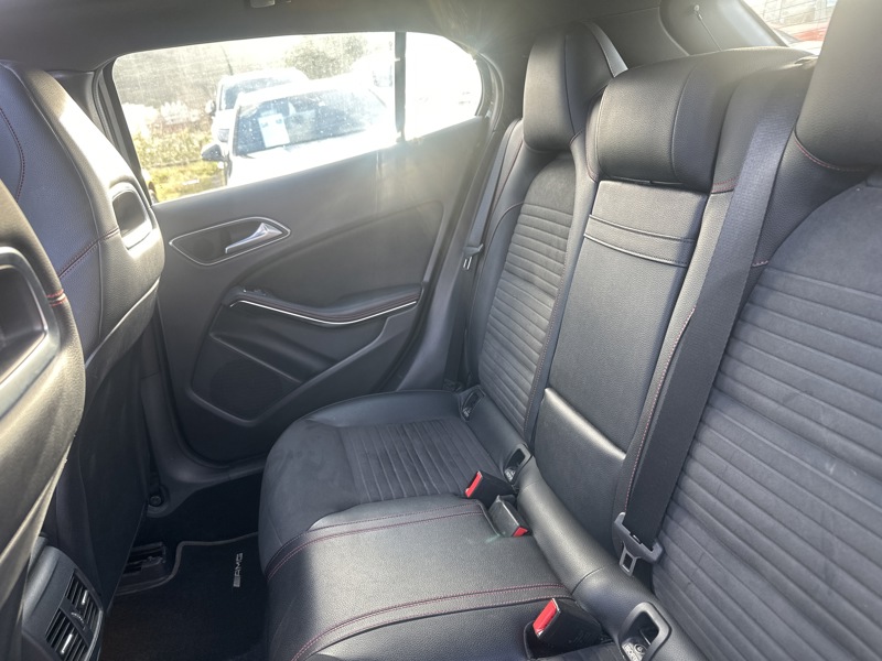 Image Mercedes-Benz GLA 180 Fascination  