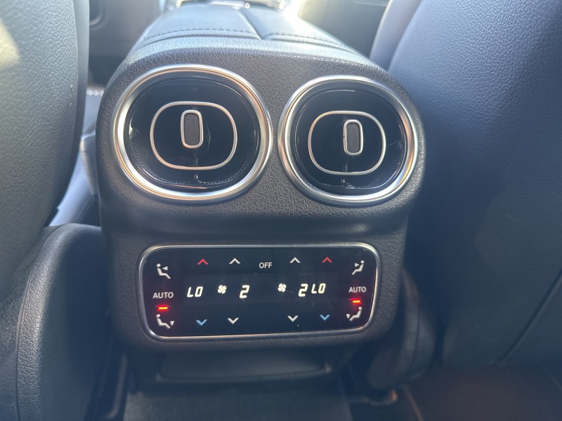 Image Mercedes-Benz GLC COUPÉ GLC 220 d 4MATIC Coupé AMG Line  GLC 220D SPORTLINE 9G-TRONIC