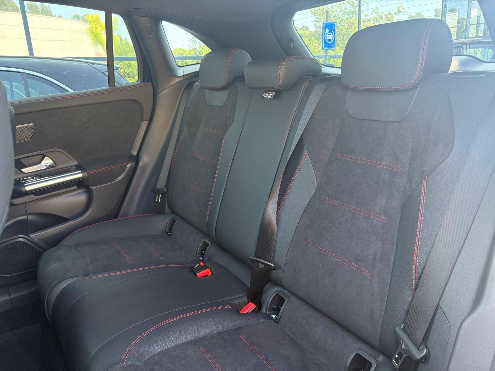 Image Mercedes-Benz GLA 250 e Hybrid EQ AMG Line  GLA 250 e Hybrid EQ AMG Line