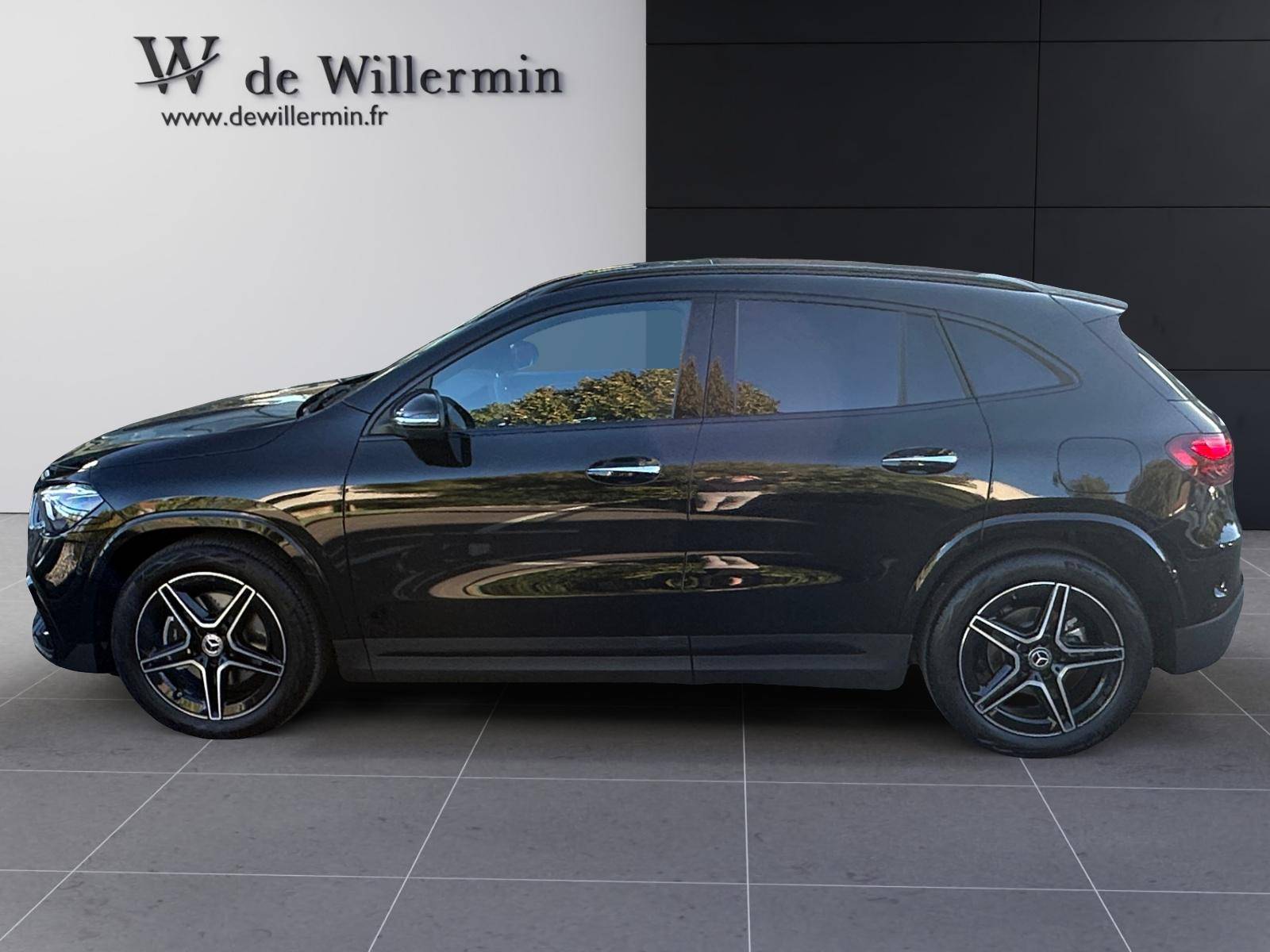 Image Mercedes-Benz GLA 200 d AMG Line  GLA 200 d AMG Line