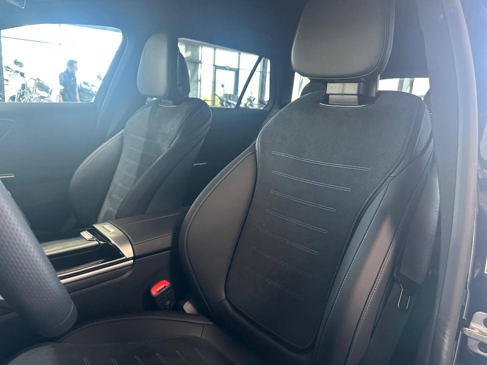 Image Mercedes-Benz CLASSE C BREAK Classe C 220 d Break AMG Line  Classe C 220 d Break AMG Line