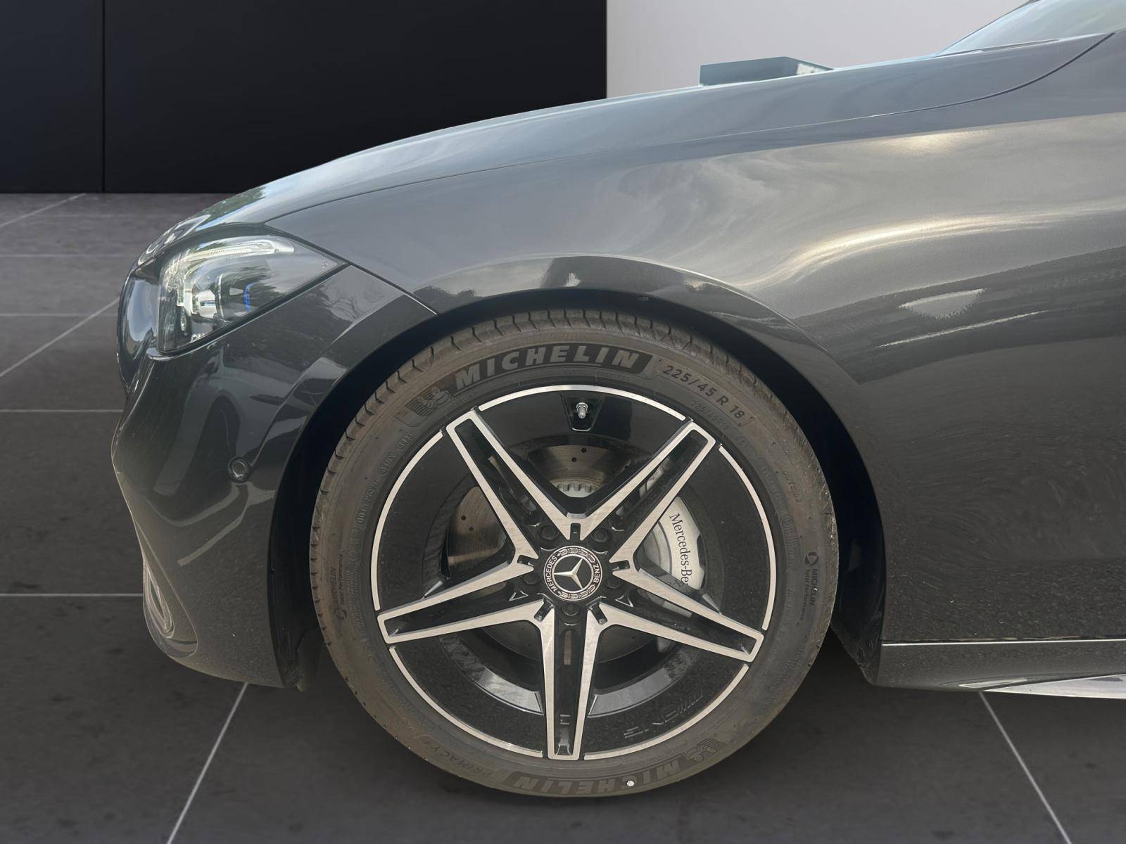 Image Mercedes-Benz CLASSE C BREAK Classe C 220 d Break AMG Line  Classe C 220 d Break AMG Line