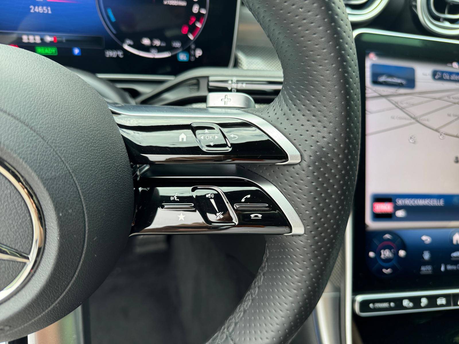 Image Mercedes-Benz CLASSE C BERLINE Classe C 300 e Hybrid EQ Berline AMG Line  Classe C 300 e Hybrid EQ Berline AMG Line