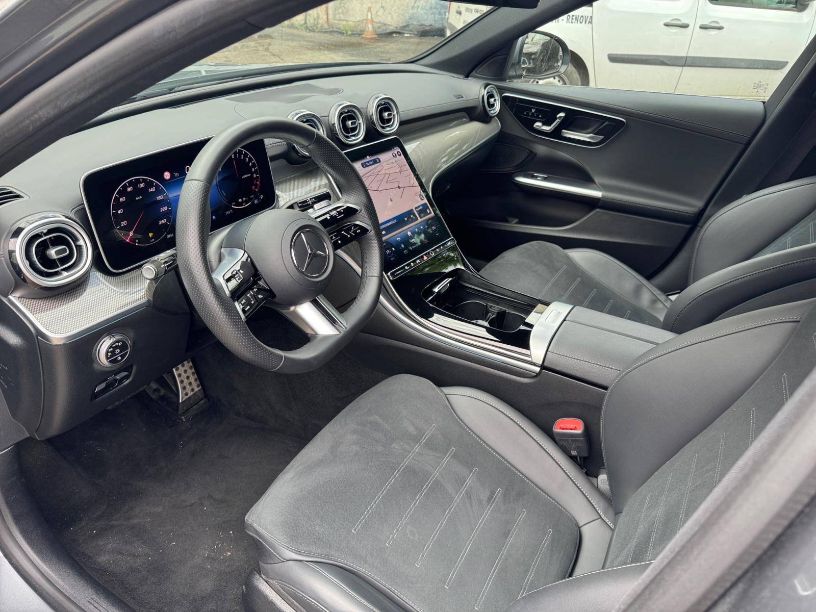 Image Mercedes-Benz CLASSE C BERLINE Classe C 300 e Hybrid EQ Berline AMG Line  Classe C 300 e Hybrid EQ Berline AMG Line