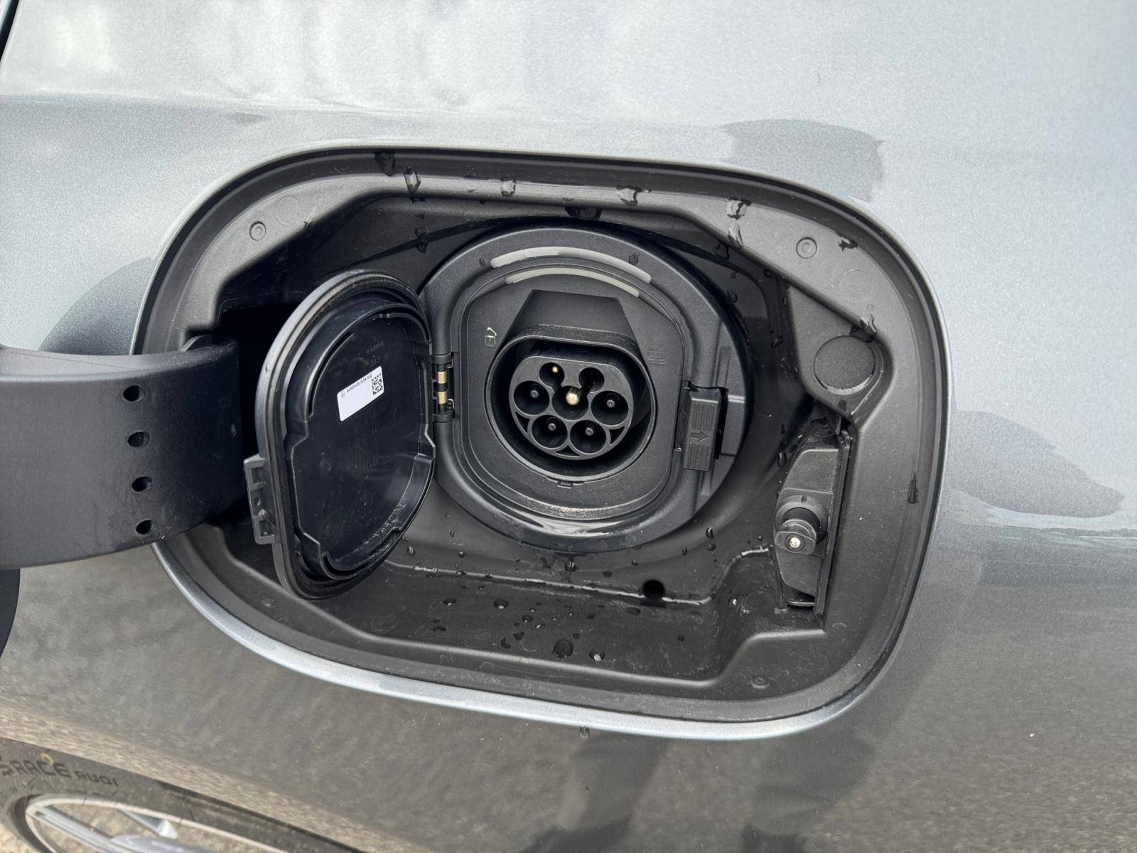 Image Mercedes-Benz CLASSE C BERLINE Classe C 300 e Hybrid EQ Berline AMG Line  Classe C 300 e Hybrid EQ Berline AMG Line