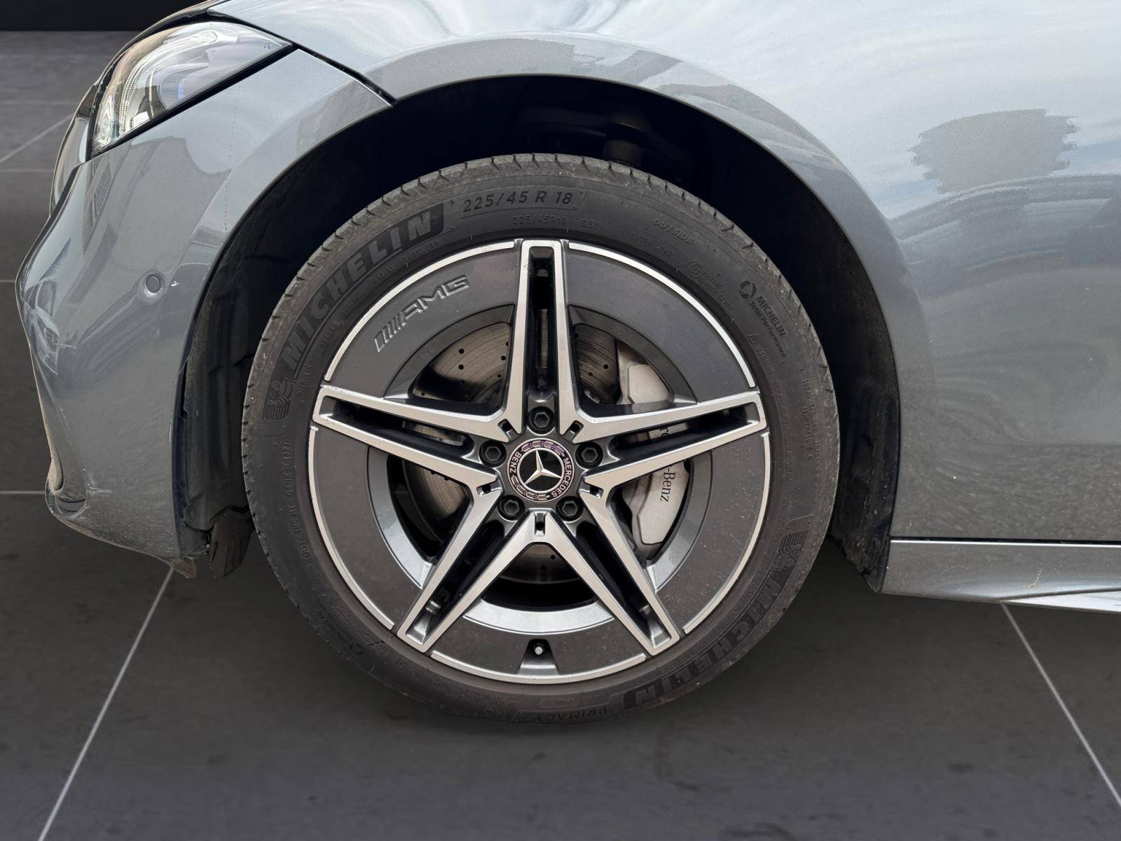 Image Mercedes-Benz CLASSE C BERLINE Classe C 300 e Hybrid EQ Berline AMG Line  Classe C 300 e Hybrid EQ Berline AMG Line